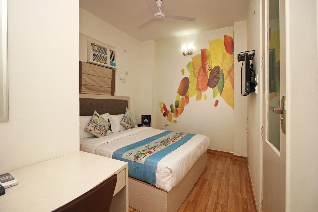 Hotel Nanak Residency New Delhi Exteriör bild