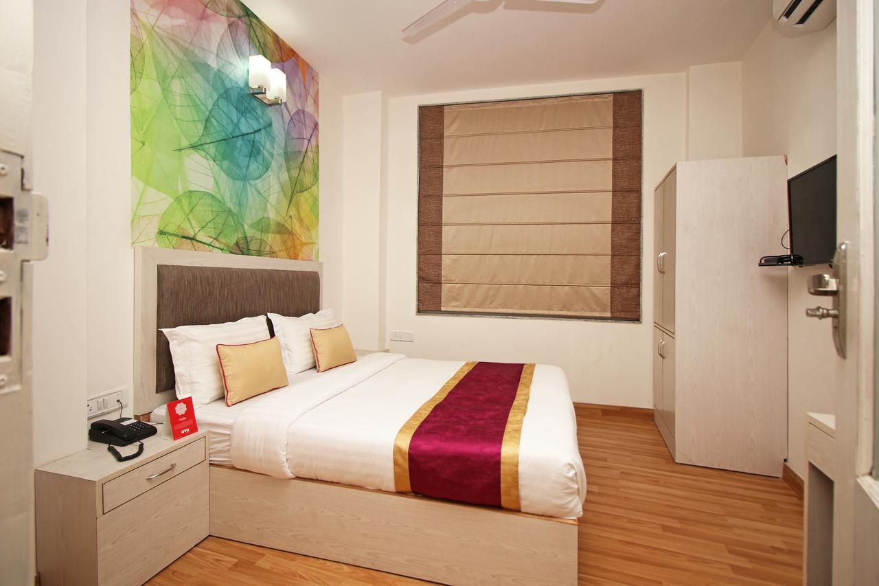 Hotel Nanak Residency New Delhi Exteriör bild